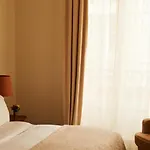 Otel Chateau Voltaire 5*