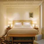 Otel Chateau Voltaire Paris