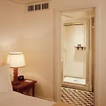 Chateau Voltaire 5*
