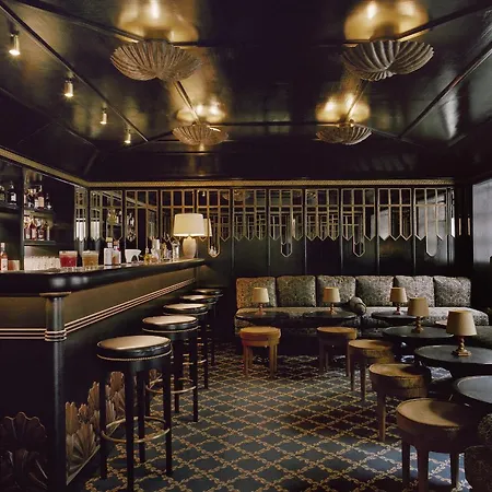 Chateau Voltaire Hotel Paris