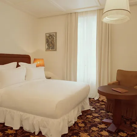 Chateau Voltaire Hotel 5*