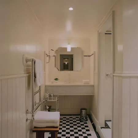 Chateau Voltaire 5*