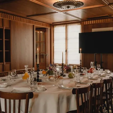 Chateau Voltaire Hotel