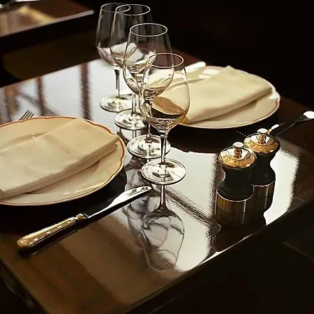 Hotell Chateau Voltaire Paris