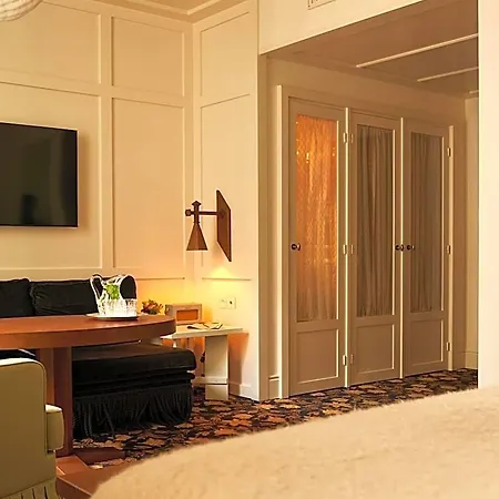 Chateau Voltaire 5*