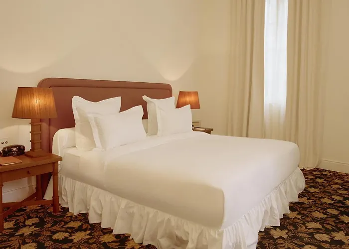 Chateau Voltaire Hotel