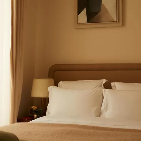 Château Voltaire Paris