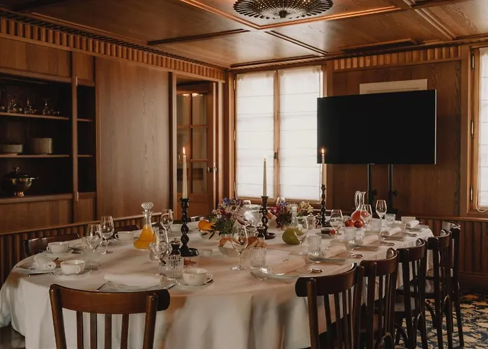 Château Voltaire Hotel